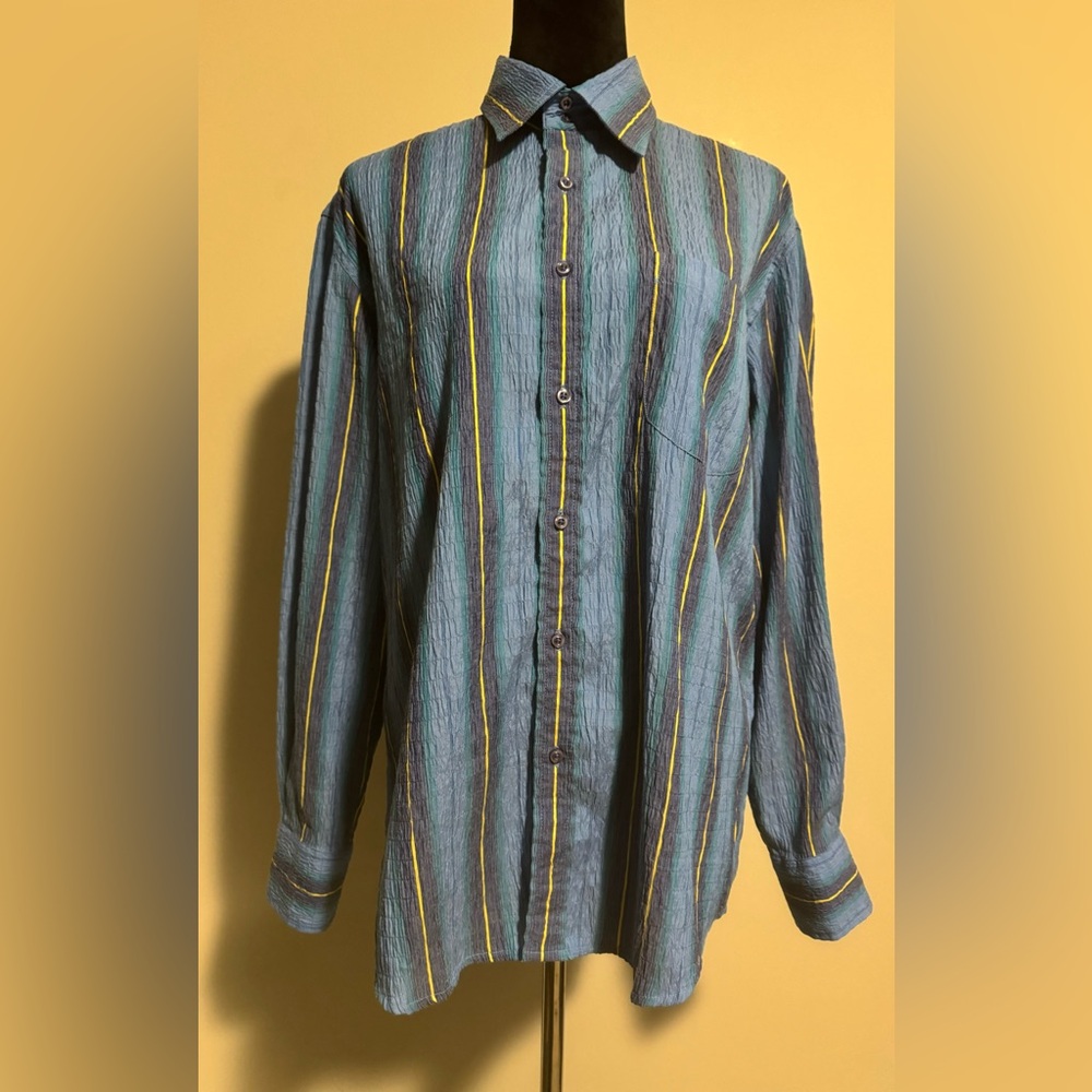 EUC Made On Earth 2BU Blue and Purple Button Down size medium